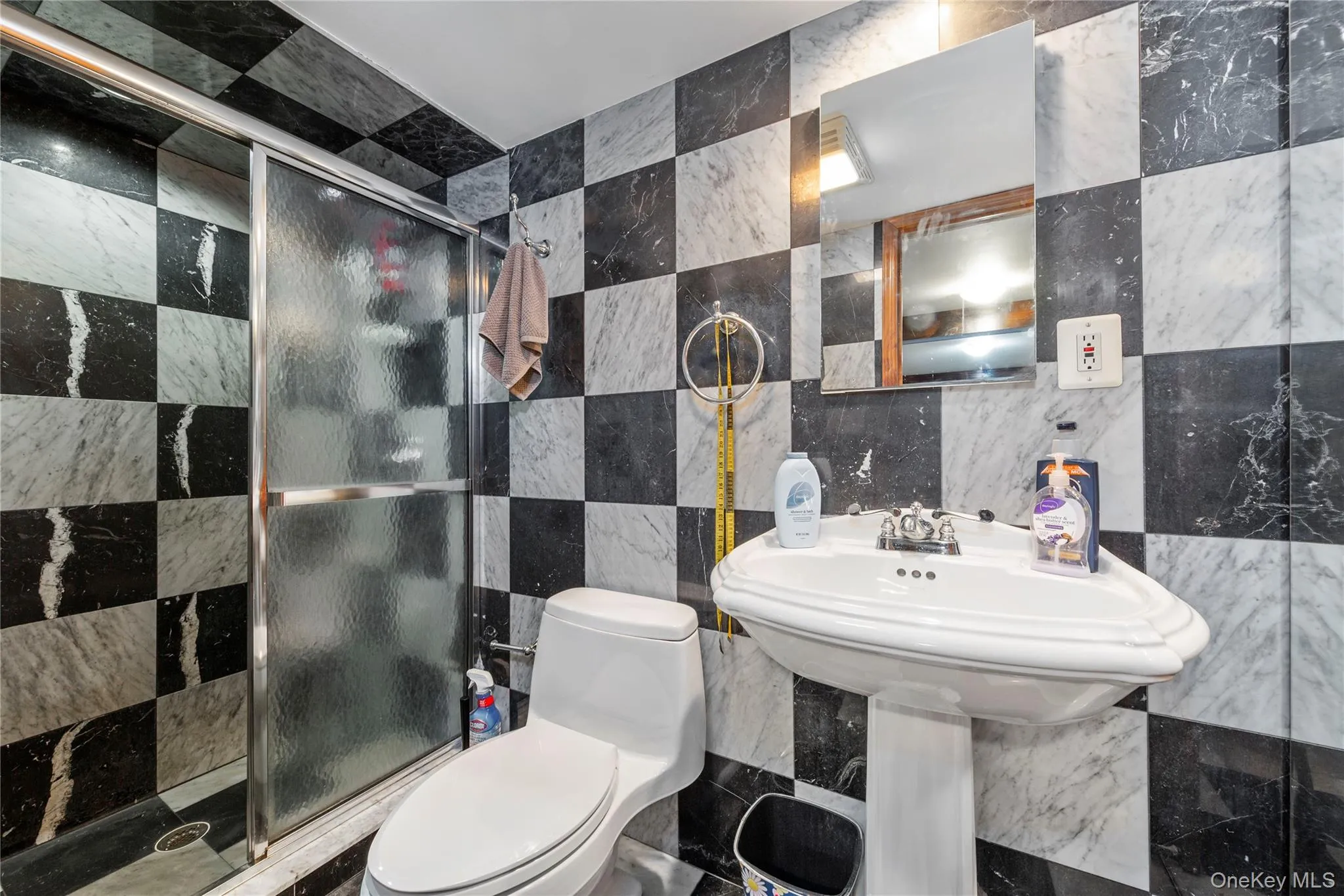 204-19 46 Road, New York, NY, 3 Bedrooms Bedrooms, 8 Rooms Rooms,2 BathroomsBathrooms,Residential,For Rent,46,0,988741 204-19 46 Road, New York, NY, 3 Bedrooms Bedrooms, 8 Rooms Rooms,2 BathroomsBathrooms,Residential,For Rent,46,0,988741