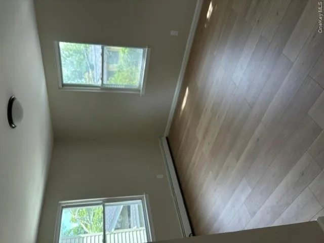40 South Bayles Avenue, North Hempstead, NY, 1 Bedroom Bedrooms, 3 Rooms Rooms,1 BathroomBathrooms,Residential Lease,For Rent,South Bayles,0,988749 40 South Bayles Avenue, North Hempstead, NY, 1 Bedroom Bedrooms, 3 Rooms Rooms,1 BathroomBathrooms,Residential Lease,For Rent,South Bayles,0,988749