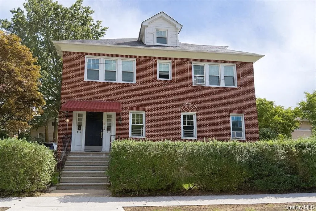 9 9th Street, New Rochelle, NY, 1 Bedroom Bedrooms, 4 Rooms Rooms,1 BathroomBathrooms,Residential Lease,For Rent,9th,0,988751 9 9th Street, New Rochelle, NY, 1 Bedroom Bedrooms, 4 Rooms Rooms,1 BathroomBathrooms,Residential Lease,For Rent,9th,0,988751