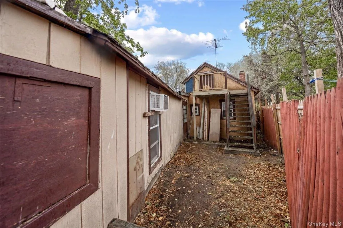 8 Geyser Place, Greenburgh, NY, 2 Bedrooms Bedrooms, 5 Rooms Rooms,1 BathroomBathrooms,Residential,For Rent,Geyser,0,988765 8 Geyser Place, Greenburgh, NY, 2 Bedrooms Bedrooms, 5 Rooms Rooms,1 BathroomBathrooms,Residential,For Rent,Geyser,0,988765