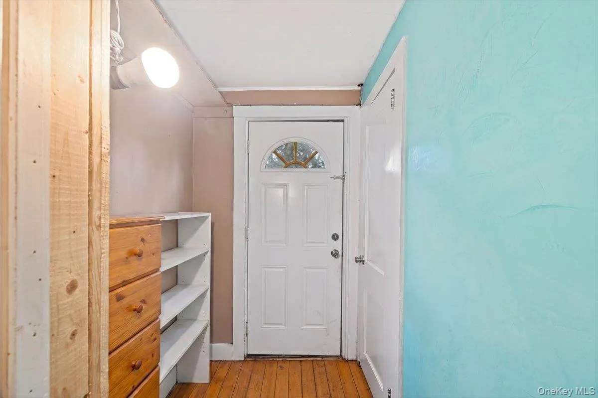 8 Geyser Place, Greenburgh, NY, 2 Bedrooms Bedrooms, 5 Rooms Rooms,1 BathroomBathrooms,Residential,For Rent,Geyser,0,988765 8 Geyser Place, Greenburgh, NY, 2 Bedrooms Bedrooms, 5 Rooms Rooms,1 BathroomBathrooms,Residential,For Rent,Geyser,0,988765