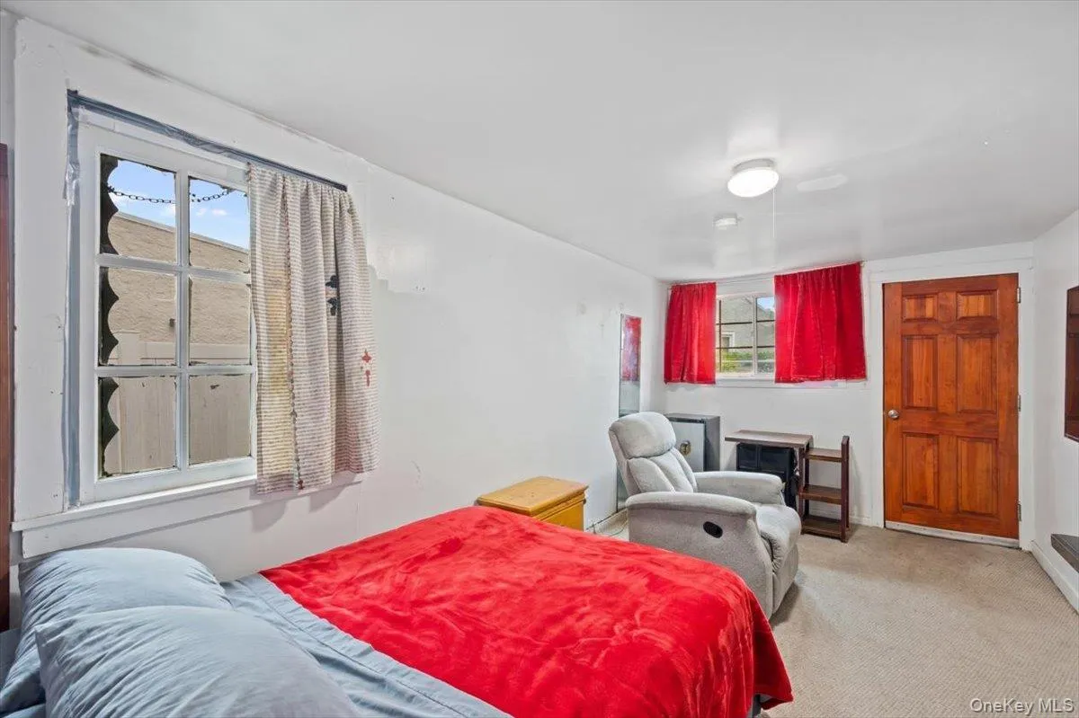 8 Geyser Place, Greenburgh, NY, 2 Bedrooms Bedrooms, 5 Rooms Rooms,1 BathroomBathrooms,Residential,For Rent,Geyser,0,988765 8 Geyser Place, Greenburgh, NY, 2 Bedrooms Bedrooms, 5 Rooms Rooms,1 BathroomBathrooms,Residential,For Rent,Geyser,0,988765