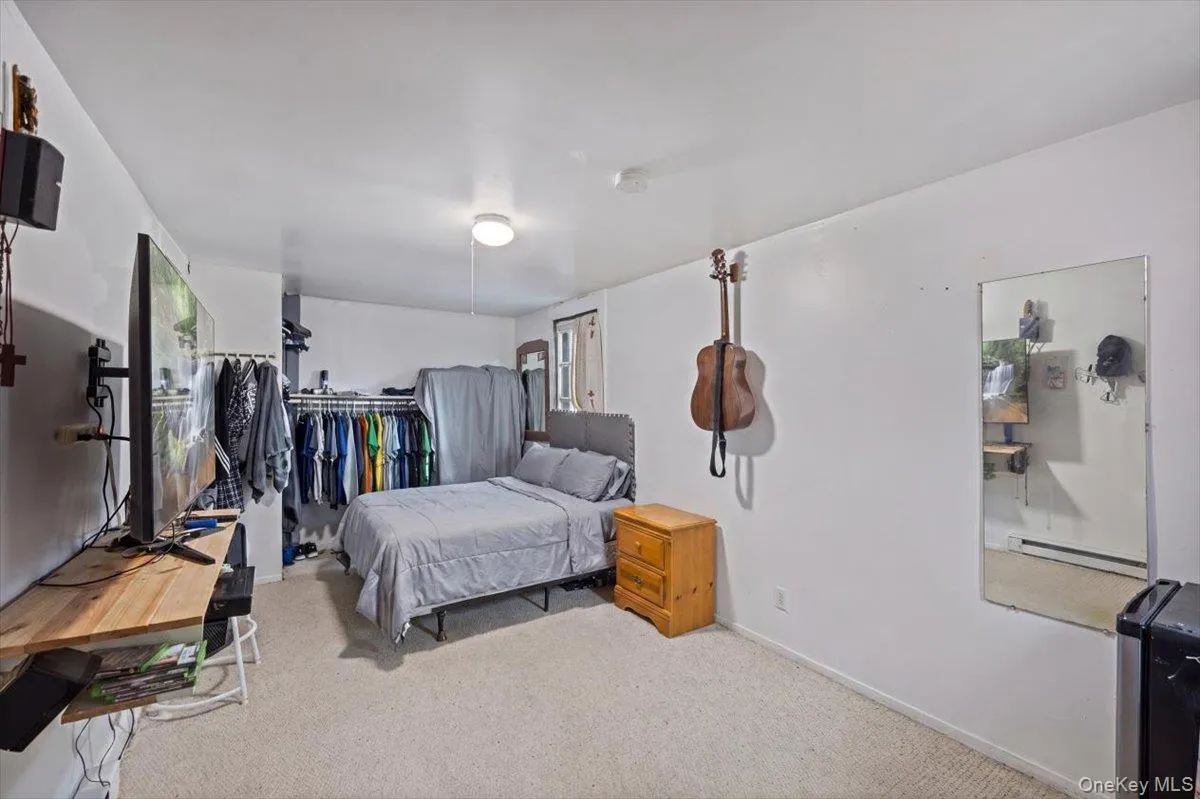 8 Geyser Place, Greenburgh, NY, 2 Bedrooms Bedrooms, 5 Rooms Rooms,1 BathroomBathrooms,Residential,For Rent,Geyser,0,988765 8 Geyser Place, Greenburgh, NY, 2 Bedrooms Bedrooms, 5 Rooms Rooms,1 BathroomBathrooms,Residential,For Rent,Geyser,0,988765