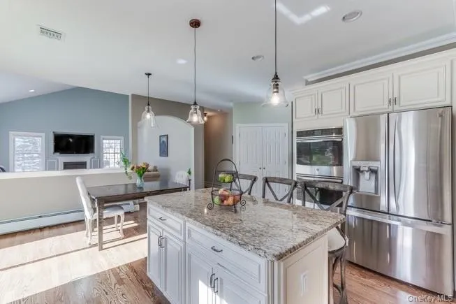 5 Fant Farm Lane, Ramapo, NY, 4 Bedrooms Bedrooms, 11 Rooms Rooms,3 BathroomsBathrooms,Residential Lease,For Rent,Fant Farm,0,988769 5 Fant Farm Lane, Ramapo, NY, 4 Bedrooms Bedrooms, 11 Rooms Rooms,3 BathroomsBathrooms,Residential Lease,For Rent,Fant Farm,0,988769