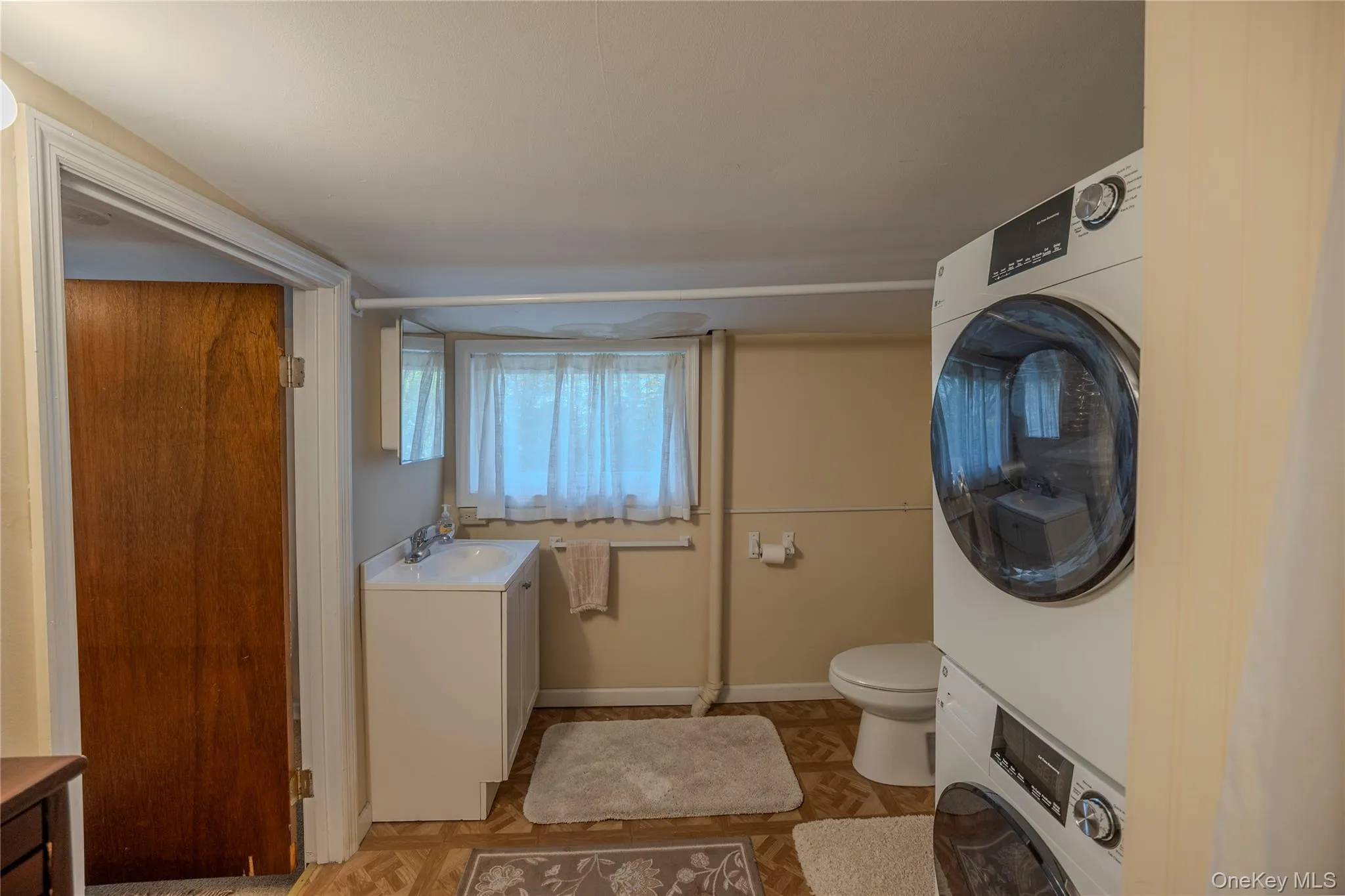 11 Kemble Avenue, Philipstown, NY, 2 Bedrooms Bedrooms, 7 Rooms Rooms,1 BathroomBathrooms,Residential Sale,For Rent,Kemble,0,988773 11 Kemble Avenue, Philipstown, NY, 2 Bedrooms Bedrooms, 7 Rooms Rooms,1 BathroomBathrooms,Residential Sale,For Rent,Kemble,0,988773