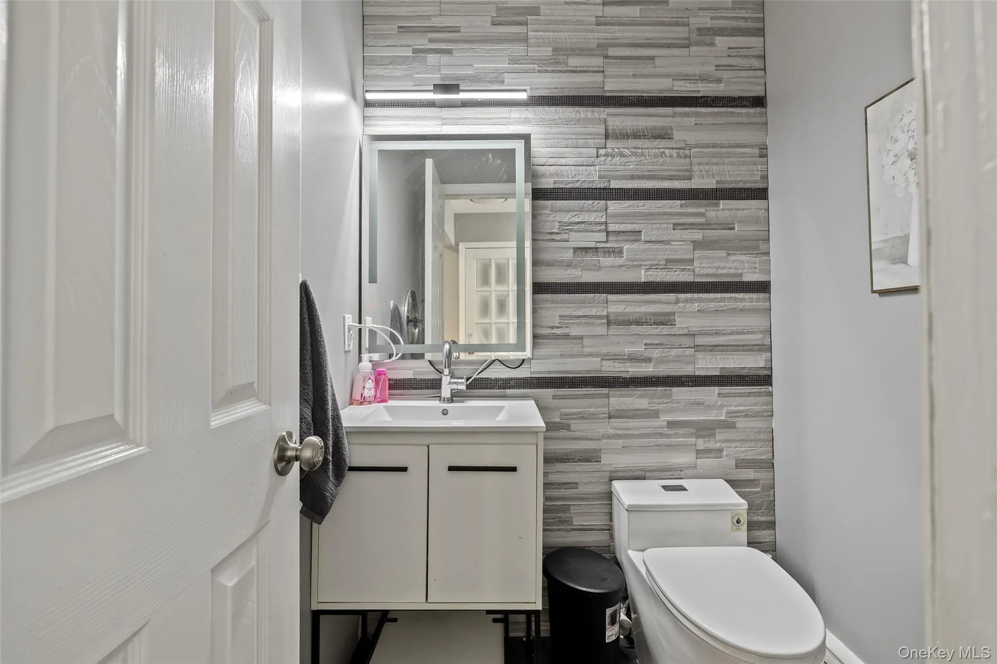 12 Deer Path, Brookhaven, NY, 4 Bedrooms Bedrooms, 11 Rooms Rooms,3 BathroomsBathrooms,Residential,For Rent,Deer,0,988791 12 Deer Path, Brookhaven, NY, 4 Bedrooms Bedrooms, 11 Rooms Rooms,3 BathroomsBathrooms,Residential,For Rent,Deer,0,988791