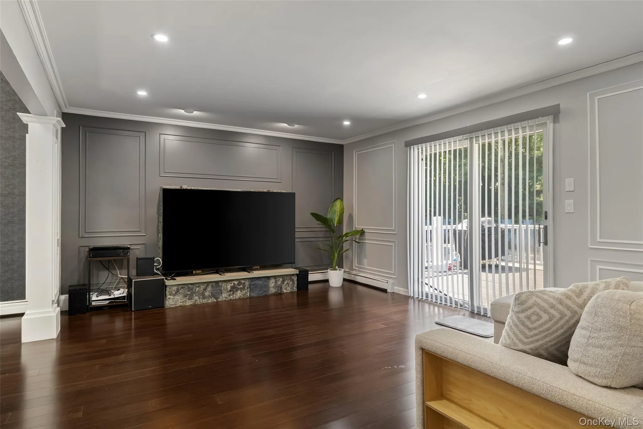 12 Deer Path, Brookhaven, NY, 4 Bedrooms Bedrooms, 11 Rooms Rooms,3 BathroomsBathrooms,Residential,For Rent,Deer,0,988791 12 Deer Path, Brookhaven, NY, 4 Bedrooms Bedrooms, 11 Rooms Rooms,3 BathroomsBathrooms,Residential,For Rent,Deer,0,988791