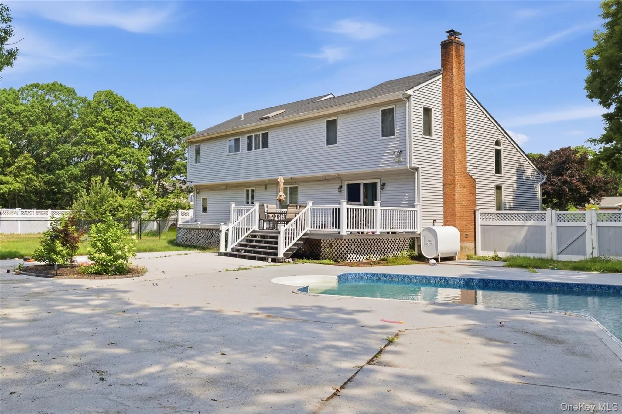12 Deer Path, Brookhaven, NY, 4 Bedrooms Bedrooms, 11 Rooms Rooms,3 BathroomsBathrooms,Residential,For Rent,Deer,0,988791 12 Deer Path, Brookhaven, NY, 4 Bedrooms Bedrooms, 11 Rooms Rooms,3 BathroomsBathrooms,Residential,For Rent,Deer,0,988791