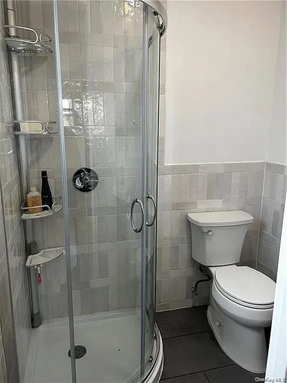 15331 80th Street, New York, NY, 3 Bedrooms Bedrooms, 7 Rooms Rooms,2 BathroomsBathrooms,Residential Lease,For Rent,80th,0,988792 15331 80th Street, New York, NY, 3 Bedrooms Bedrooms, 7 Rooms Rooms,2 BathroomsBathrooms,Residential Lease,For Rent,80th,0,988792