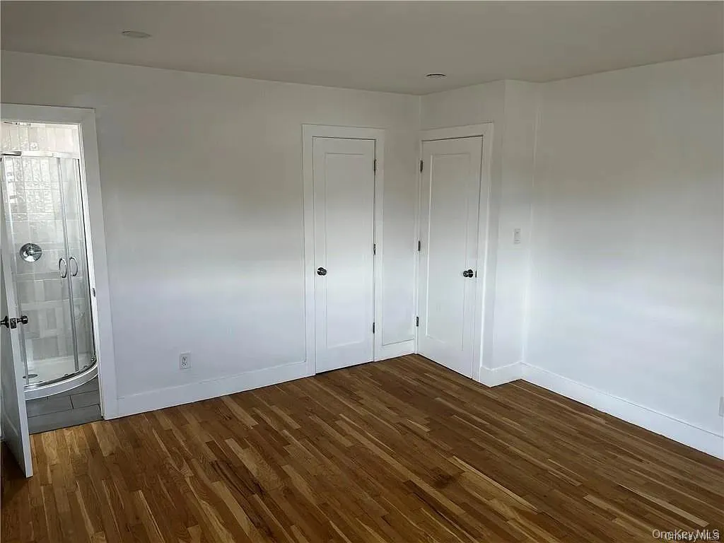 15331 80th Street, New York, NY, 3 Bedrooms Bedrooms, 7 Rooms Rooms,2 BathroomsBathrooms,Residential Lease,For Rent,80th,0,988792 15331 80th Street, New York, NY, 3 Bedrooms Bedrooms, 7 Rooms Rooms,2 BathroomsBathrooms,Residential Lease,For Rent,80th,0,988792