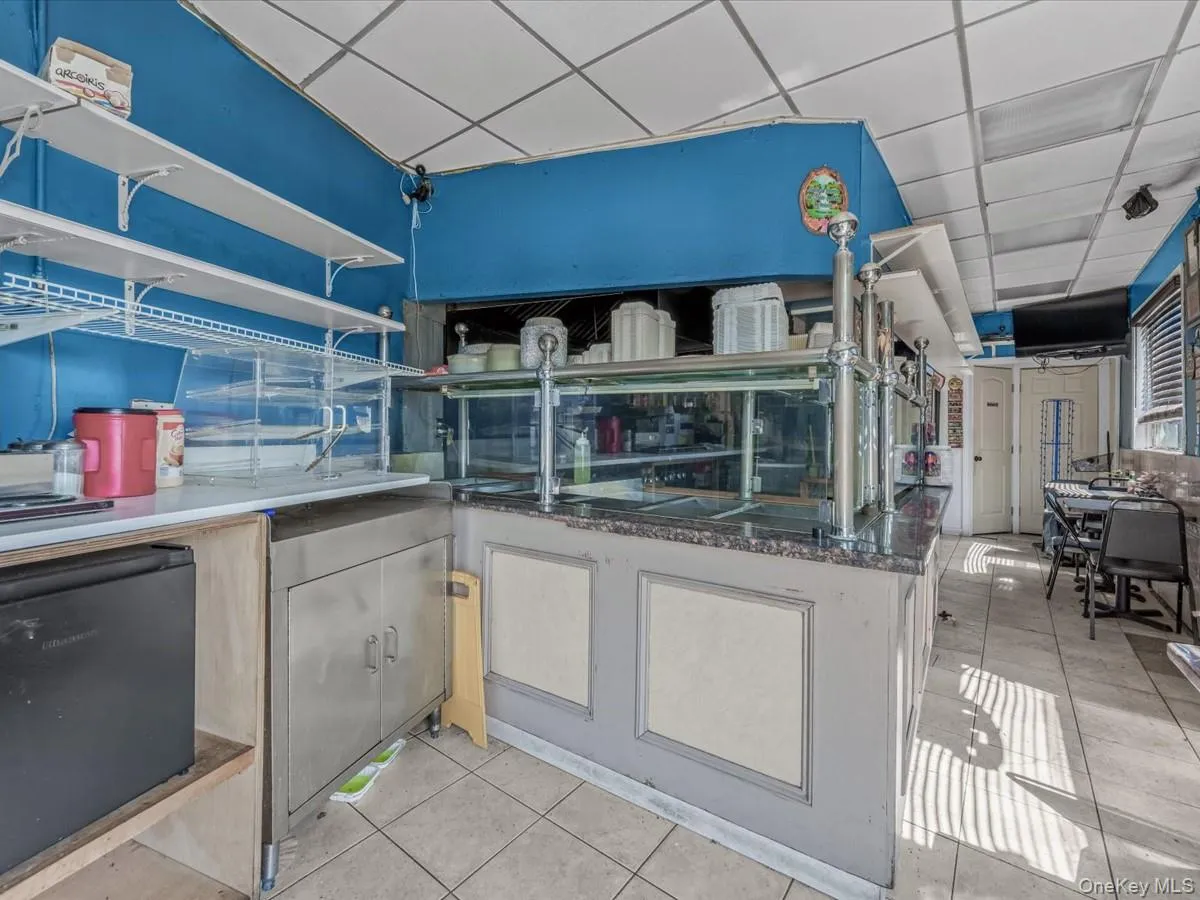 6 E Barclay, Oyster Bay, NY, ,Commercial Lease,For Rent,Barclay,0,988815 6 E Barclay, Oyster Bay, NY, ,Commercial Lease,For Rent,Barclay,0,988815