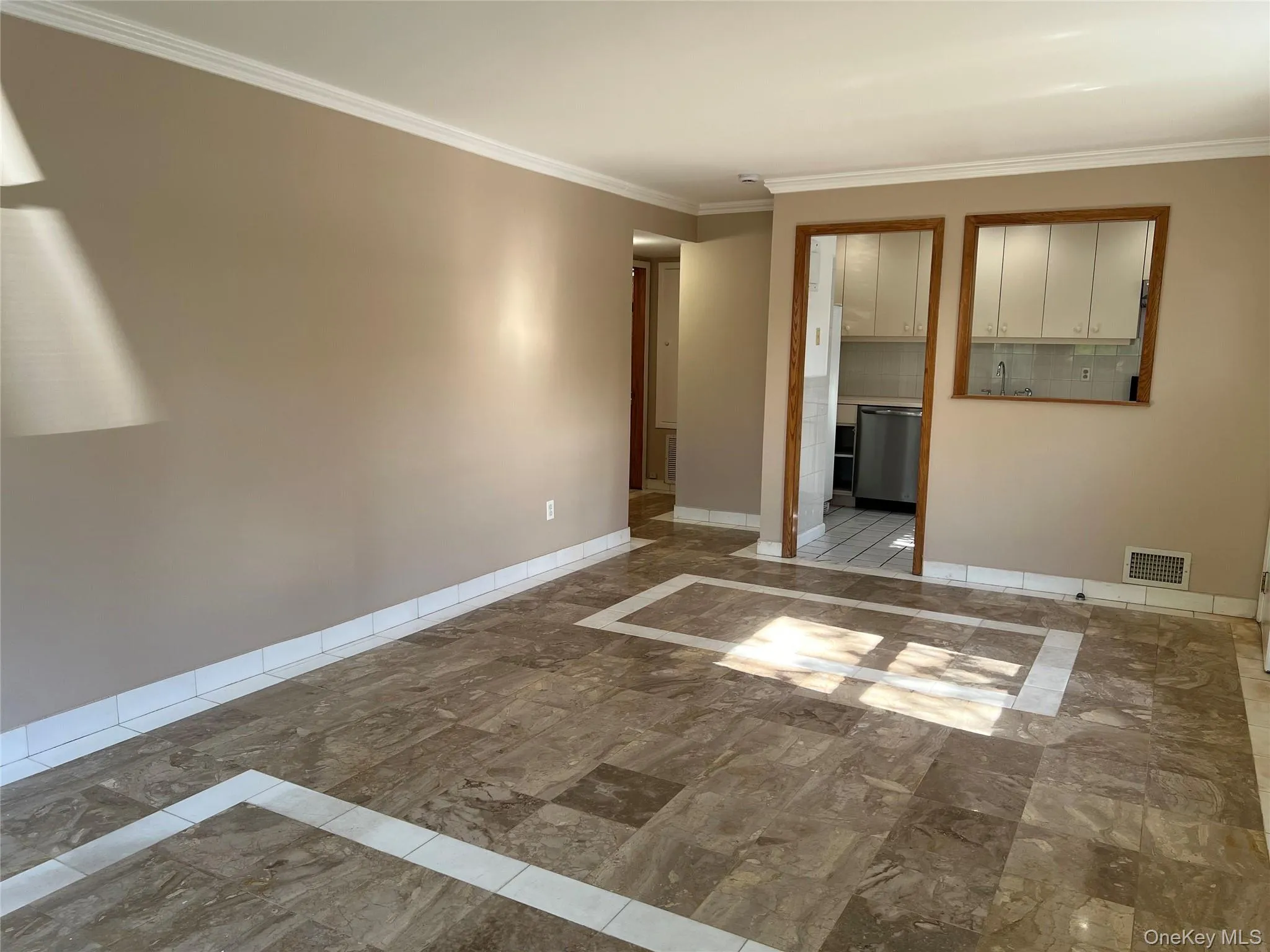 16-05 Bell Boulevard, New York, NY, 1 Bedroom Bedrooms, 3 Rooms Rooms,1 BathroomBathrooms,Residential Lease,For Rent,Bell,0,988816 16-05 Bell Boulevard, New York, NY, 1 Bedroom Bedrooms, 3 Rooms Rooms,1 BathroomBathrooms,Residential Lease,For Rent,Bell,0,988816