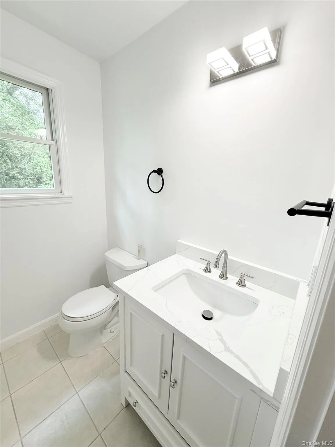 1871 Edwards Avenue, Riverhead, NY, 4 Bedrooms Bedrooms, 8 Rooms Rooms,2 BathroomsBathrooms,Residential,For Rent,Edwards,0,988824 1871 Edwards Avenue, Riverhead, NY, 4 Bedrooms Bedrooms, 8 Rooms Rooms,2 BathroomsBathrooms,Residential,For Rent,Edwards,0,988824