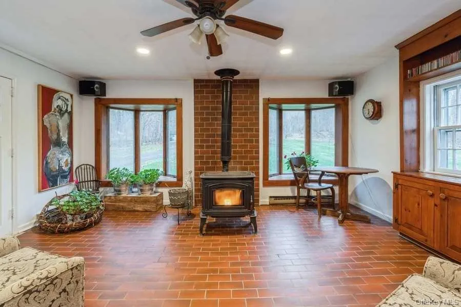 1141 BEEKMAN Road, Beekman, NY, 5 Bedrooms Bedrooms, 12 Rooms Rooms,2 BathroomsBathrooms,Residential,For Rent,BEEKMAN,0,988846 1141 BEEKMAN Road, Beekman, NY, 5 Bedrooms Bedrooms, 12 Rooms Rooms,2 BathroomsBathrooms,Residential,For Rent,BEEKMAN,0,988846