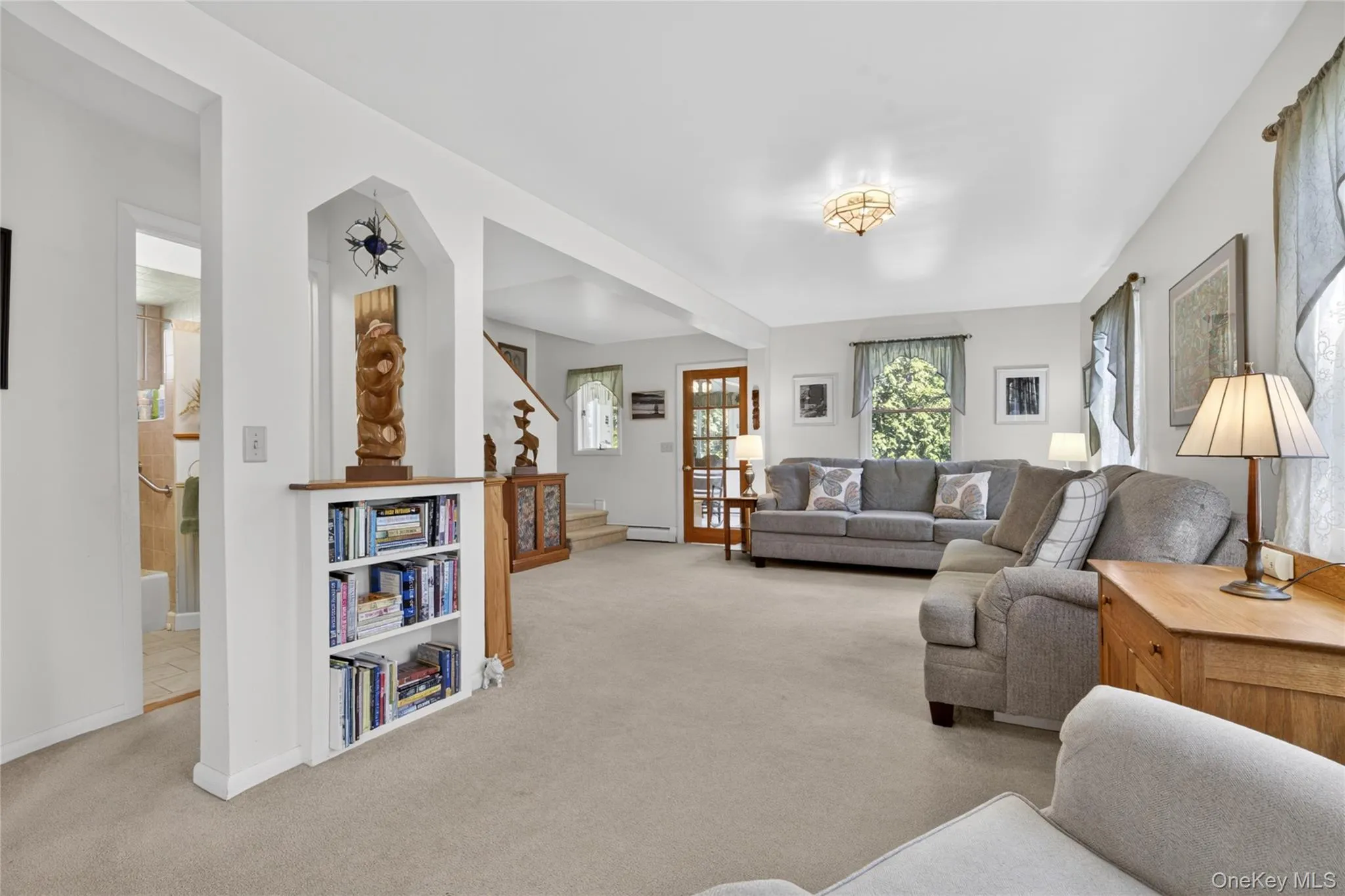 Built in shelves, lovely archway, so much detail and character. Built in shelves, lovely archway, so much detail and character.