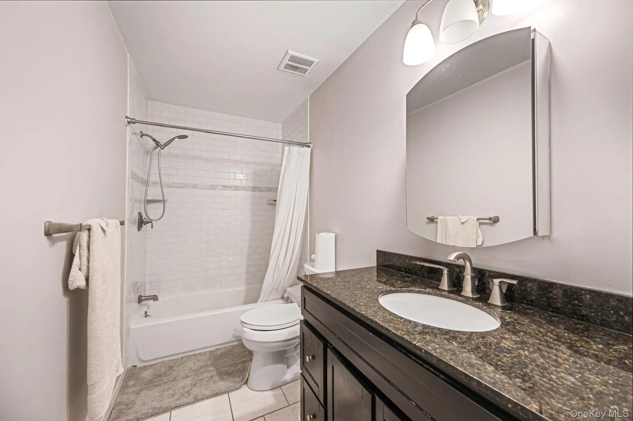 1005 Sara Circle, Brookhaven, NY, 2 Bedrooms Bedrooms, 6 Rooms Rooms,2 BathroomsBathrooms,Residential Sale,For Rent,Sara,0,988854 1005 Sara Circle, Brookhaven, NY, 2 Bedrooms Bedrooms, 6 Rooms Rooms,2 BathroomsBathrooms,Residential Sale,For Rent,Sara,0,988854
