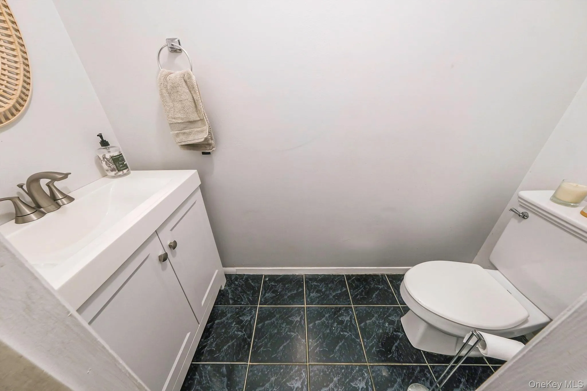 1005 Sara Circle, Brookhaven, NY, 2 Bedrooms Bedrooms, 6 Rooms Rooms,2 BathroomsBathrooms,Residential Sale,For Rent,Sara,0,988854 1005 Sara Circle, Brookhaven, NY, 2 Bedrooms Bedrooms, 6 Rooms Rooms,2 BathroomsBathrooms,Residential Sale,For Rent,Sara,0,988854