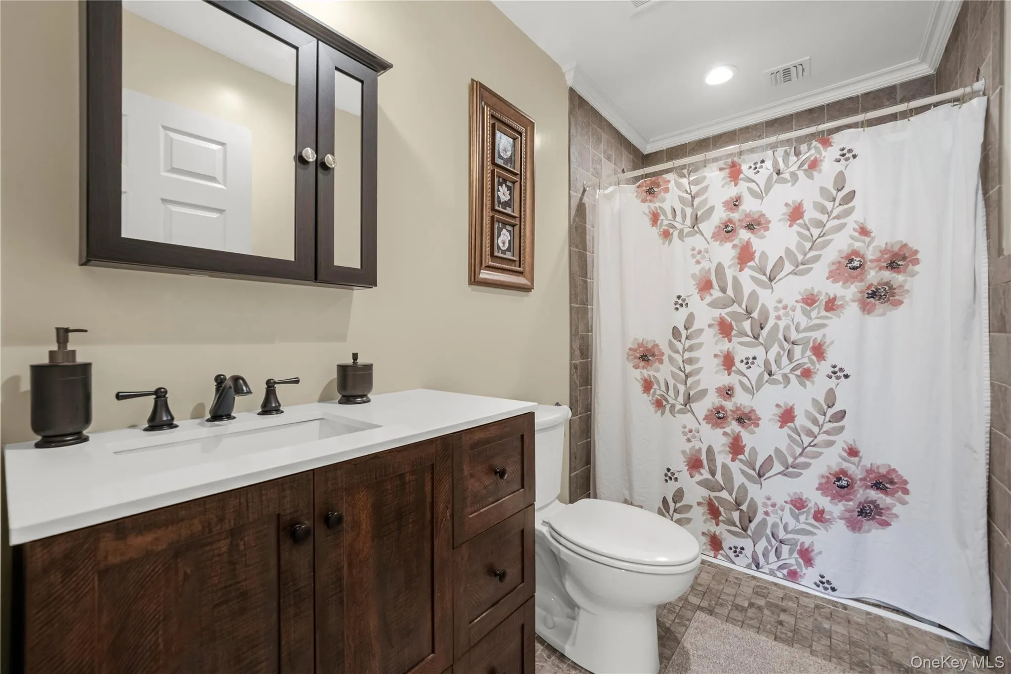 41 Cambridge Drive, Babylon, NY, 2 Bedrooms Bedrooms, 5 Rooms Rooms,2 BathroomsBathrooms,Residential Sale,For Rent,Cambridge,0,988861 41 Cambridge Drive, Babylon, NY, 2 Bedrooms Bedrooms, 5 Rooms Rooms,2 BathroomsBathrooms,Residential Sale,For Rent,Cambridge,0,988861