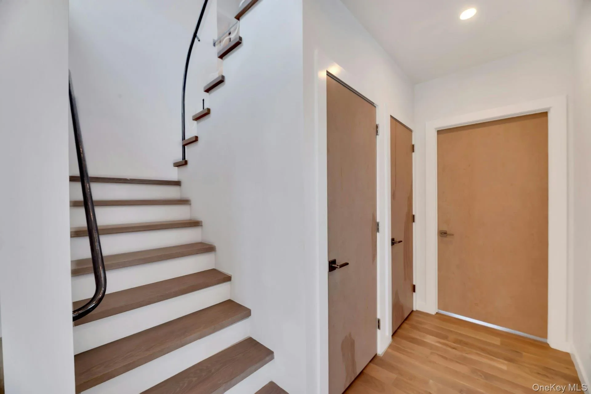 420 Old Farm Road, Southold, NY, 4 Bedrooms Bedrooms, 9 Rooms Rooms,3 BathroomsBathrooms,Residential Lease,For Rent,Old Farm,0,988875 420 Old Farm Road, Southold, NY, 4 Bedrooms Bedrooms, 9 Rooms Rooms,3 BathroomsBathrooms,Residential Lease,For Rent,Old Farm,0,988875