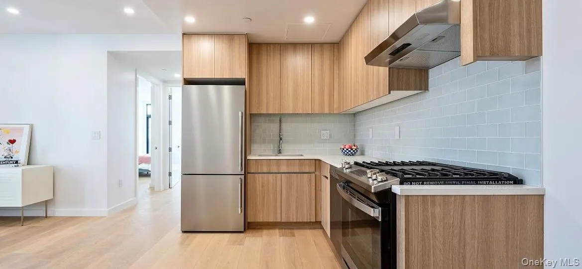 13416 35th Avenue, New York, NY, 2 Bedrooms Bedrooms, 4 Rooms Rooms,2 BathroomsBathrooms,Residential Lease,For Rent,35th,0,988880 13416 35th Avenue, New York, NY, 2 Bedrooms Bedrooms, 4 Rooms Rooms,2 BathroomsBathrooms,Residential Lease,For Rent,35th,0,988880