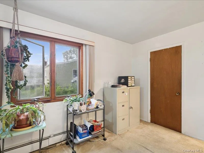 1241 Terry Road, Islip, NY, 5 Bedrooms Bedrooms, 10 Rooms Rooms,3 BathroomsBathrooms,Residential,For Rent,Terry,0,988894 1241 Terry Road, Islip, NY, 5 Bedrooms Bedrooms, 10 Rooms Rooms,3 BathroomsBathrooms,Residential,For Rent,Terry,0,988894
