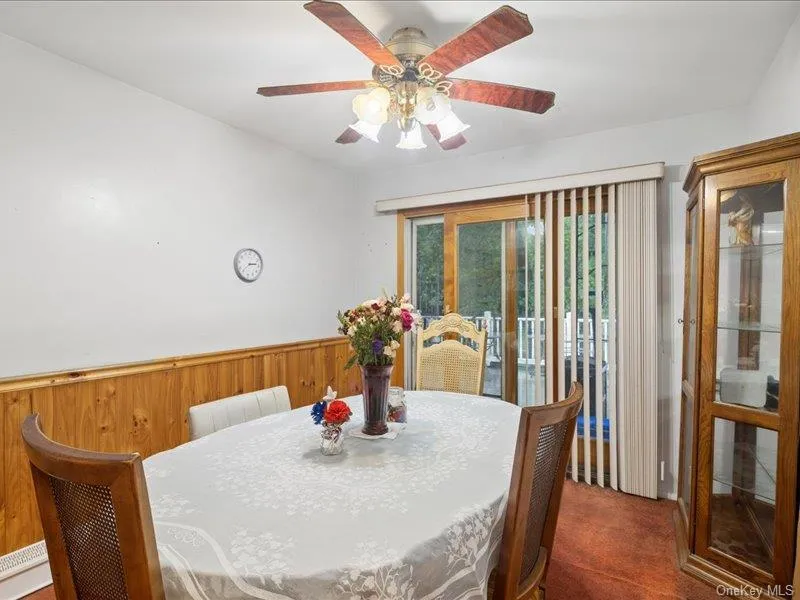 1241 Terry Road, Islip, NY, 5 Bedrooms Bedrooms, 10 Rooms Rooms,3 BathroomsBathrooms,Residential,For Rent,Terry,0,988894 1241 Terry Road, Islip, NY, 5 Bedrooms Bedrooms, 10 Rooms Rooms,3 BathroomsBathrooms,Residential,For Rent,Terry,0,988894