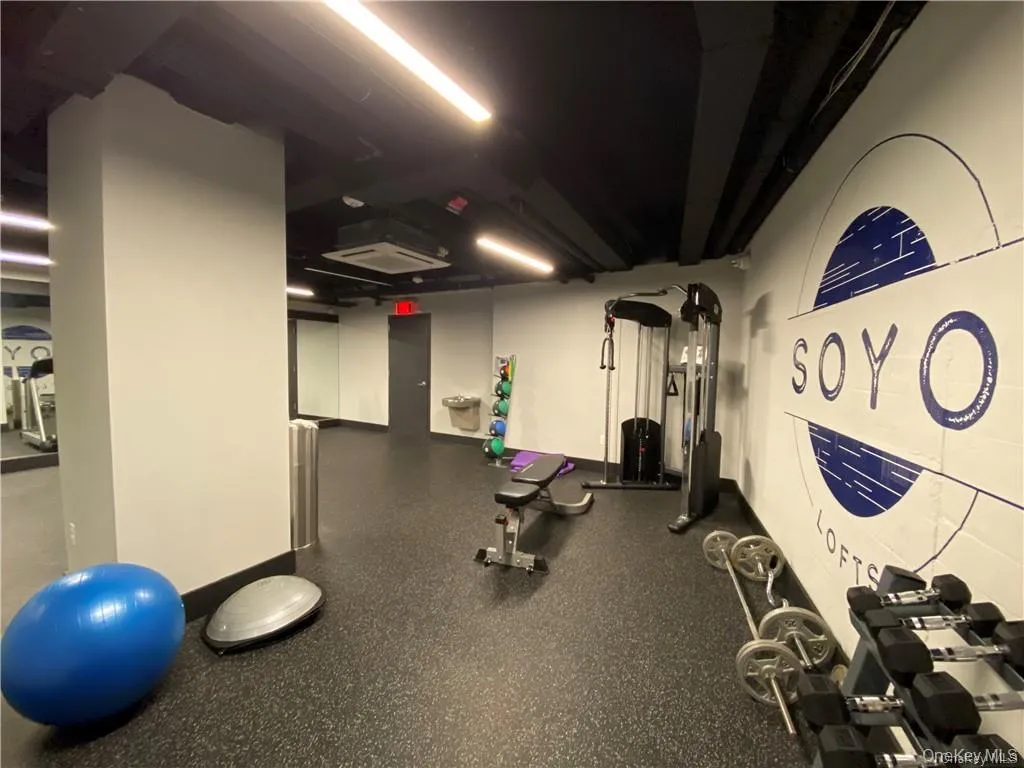 2 Mill Street, Yonkers, NY, 1 Bedroom Bedrooms, 3 Rooms Rooms,1 BathroomBathrooms,Residential Lease,For Rent,Mill,0,988895 2 Mill Street, Yonkers, NY, 1 Bedroom Bedrooms, 3 Rooms Rooms,1 BathroomBathrooms,Residential Lease,For Rent,Mill,0,988895