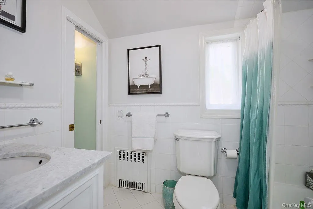 4 Glenwolde Park, Greenburgh, NY, 3 Bedrooms Bedrooms, 8 Rooms Rooms,2 BathroomsBathrooms,Residential Lease,For Rent,Glenwolde,0,988901 4 Glenwolde Park, Greenburgh, NY, 3 Bedrooms Bedrooms, 8 Rooms Rooms,2 BathroomsBathrooms,Residential Lease,For Rent,Glenwolde,0,988901