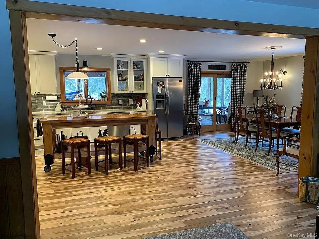 16 Hayes Road, Out Of Area, NY, 4 Bedrooms Bedrooms, 9 Rooms Rooms,3 BathroomsBathrooms,Residential,For Rent,Hayes,0,988902 16 Hayes Road, Out Of Area, NY, 4 Bedrooms Bedrooms, 9 Rooms Rooms,3 BathroomsBathrooms,Residential,For Rent,Hayes,0,988902
