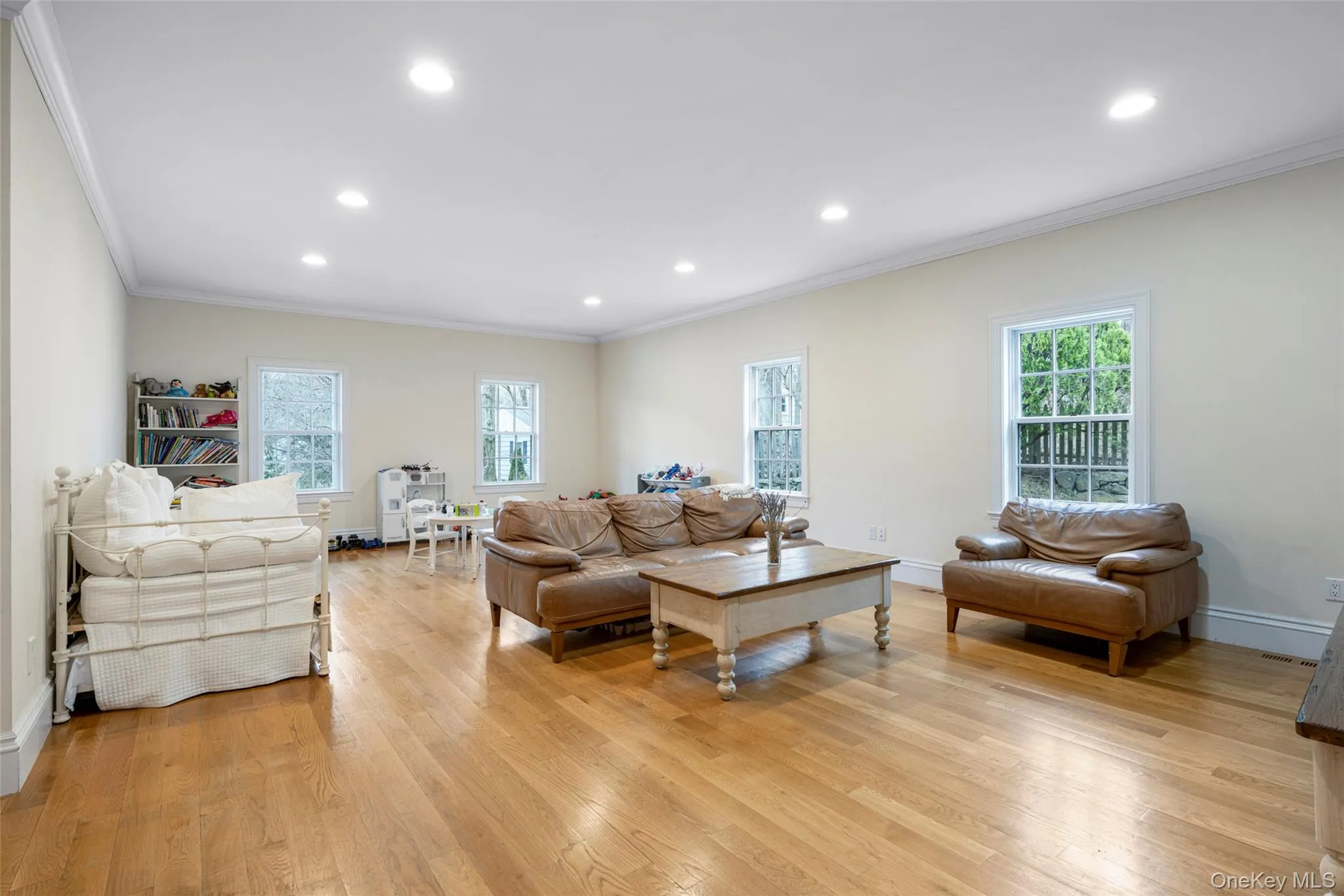 5 Country Lane, Mamaroneck, NY, 5 Bedrooms Bedrooms, 14 Rooms Rooms,4 BathroomsBathrooms,Residential Lease,For Rent,Country,0,988903 5 Country Lane, Mamaroneck, NY, 5 Bedrooms Bedrooms, 14 Rooms Rooms,4 BathroomsBathrooms,Residential Lease,For Rent,Country,0,988903