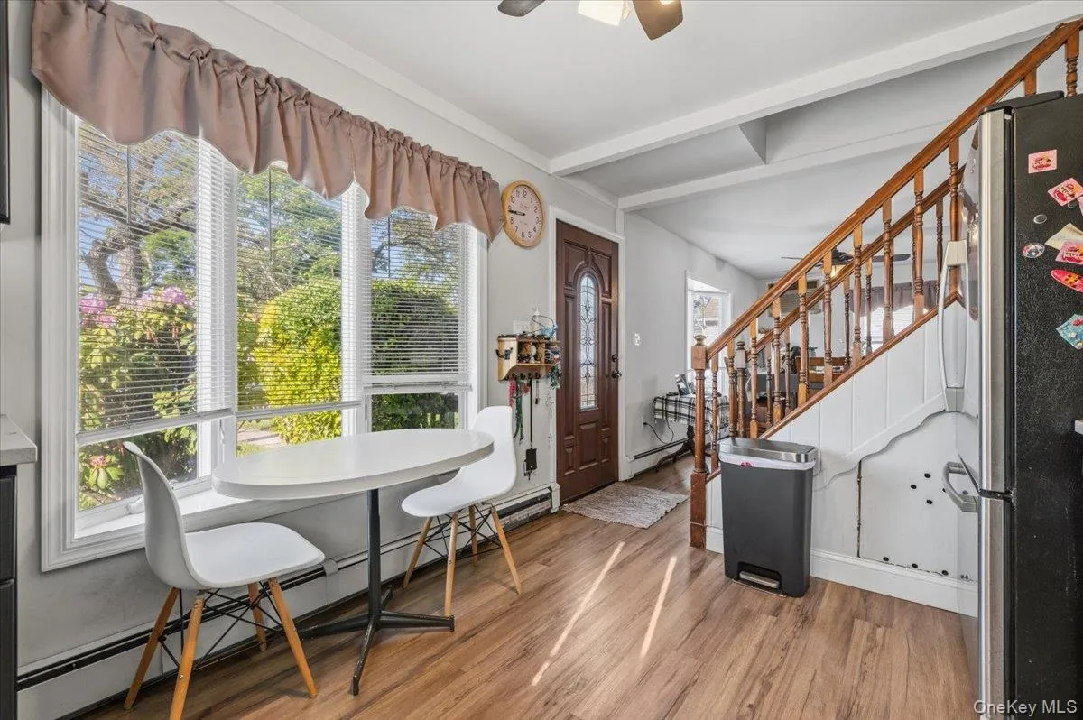 42 Haven Lane, Hempstead, NY, 4 Bedrooms Bedrooms, 7 Rooms Rooms,2 BathroomsBathrooms,Residential,For Rent,Haven,0,988921 42 Haven Lane, Hempstead, NY, 4 Bedrooms Bedrooms, 7 Rooms Rooms,2 BathroomsBathrooms,Residential,For Rent,Haven,0,988921