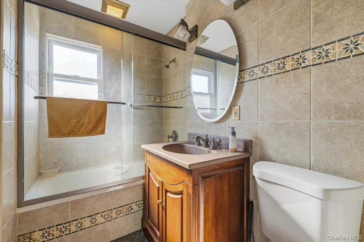 42 Haven Lane, Hempstead, NY, 4 Bedrooms Bedrooms, 7 Rooms Rooms,2 BathroomsBathrooms,Residential,For Rent,Haven,0,988921 42 Haven Lane, Hempstead, NY, 4 Bedrooms Bedrooms, 7 Rooms Rooms,2 BathroomsBathrooms,Residential,For Rent,Haven,0,988921