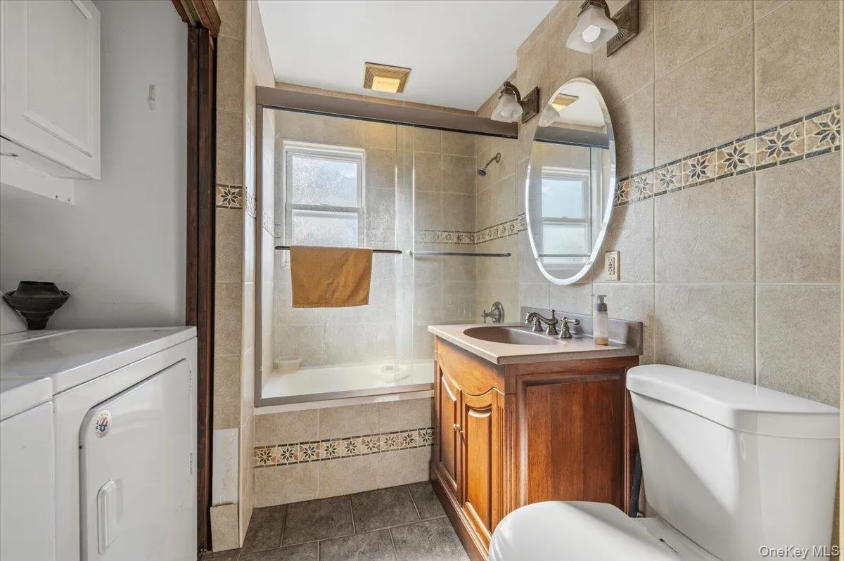 42 Haven Lane, Hempstead, NY, 4 Bedrooms Bedrooms, 7 Rooms Rooms,2 BathroomsBathrooms,Residential,For Rent,Haven,0,988921 42 Haven Lane, Hempstead, NY, 4 Bedrooms Bedrooms, 7 Rooms Rooms,2 BathroomsBathrooms,Residential,For Rent,Haven,0,988921