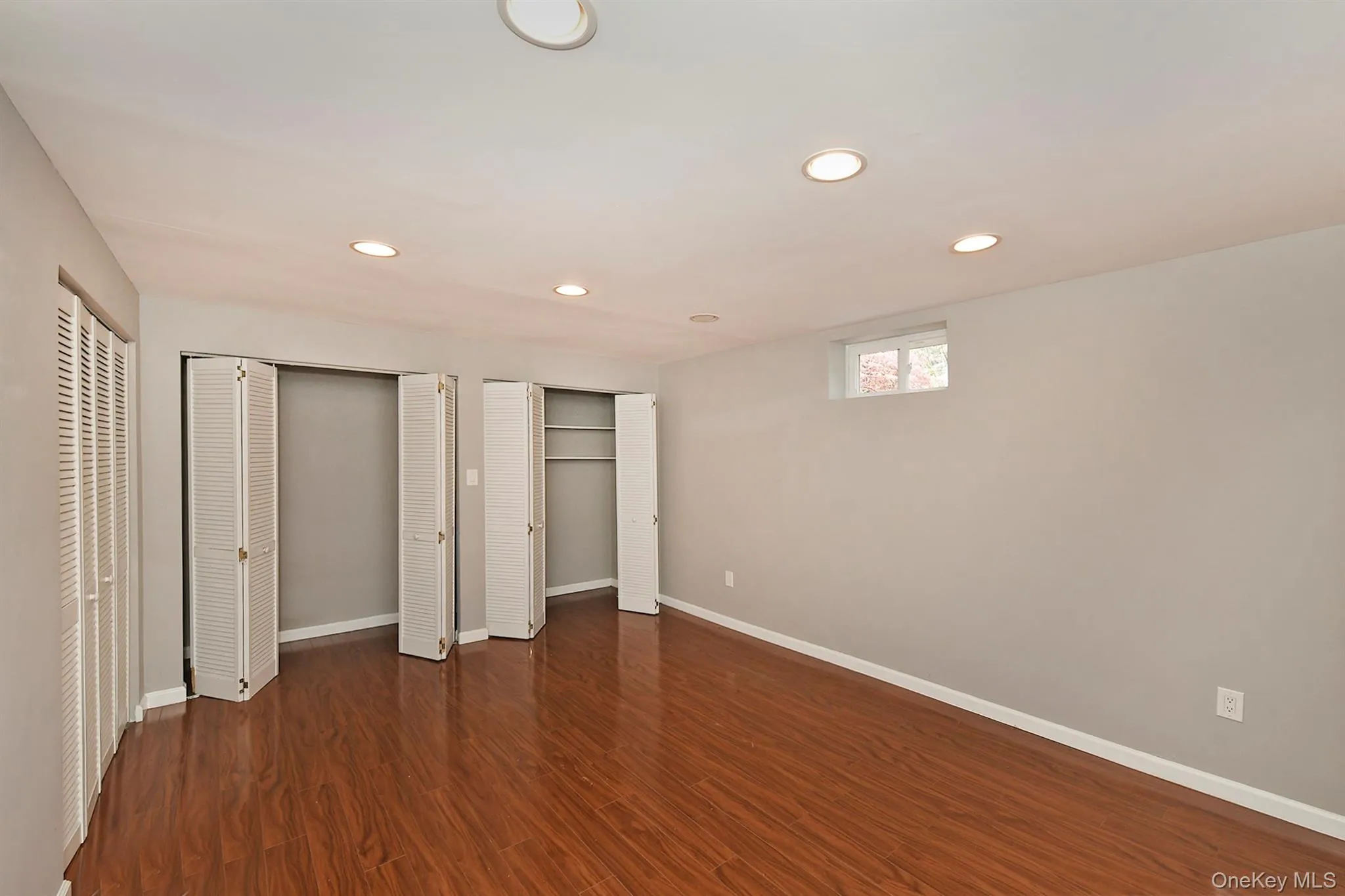 15 Mariners Court, Huntington, NY, 4 Bedrooms Bedrooms, 9 Rooms Rooms,3 BathroomsBathrooms,Residential,For Rent,Mariners,0,988939 15 Mariners Court, Huntington, NY, 4 Bedrooms Bedrooms, 9 Rooms Rooms,3 BathroomsBathrooms,Residential,For Rent,Mariners,0,988939