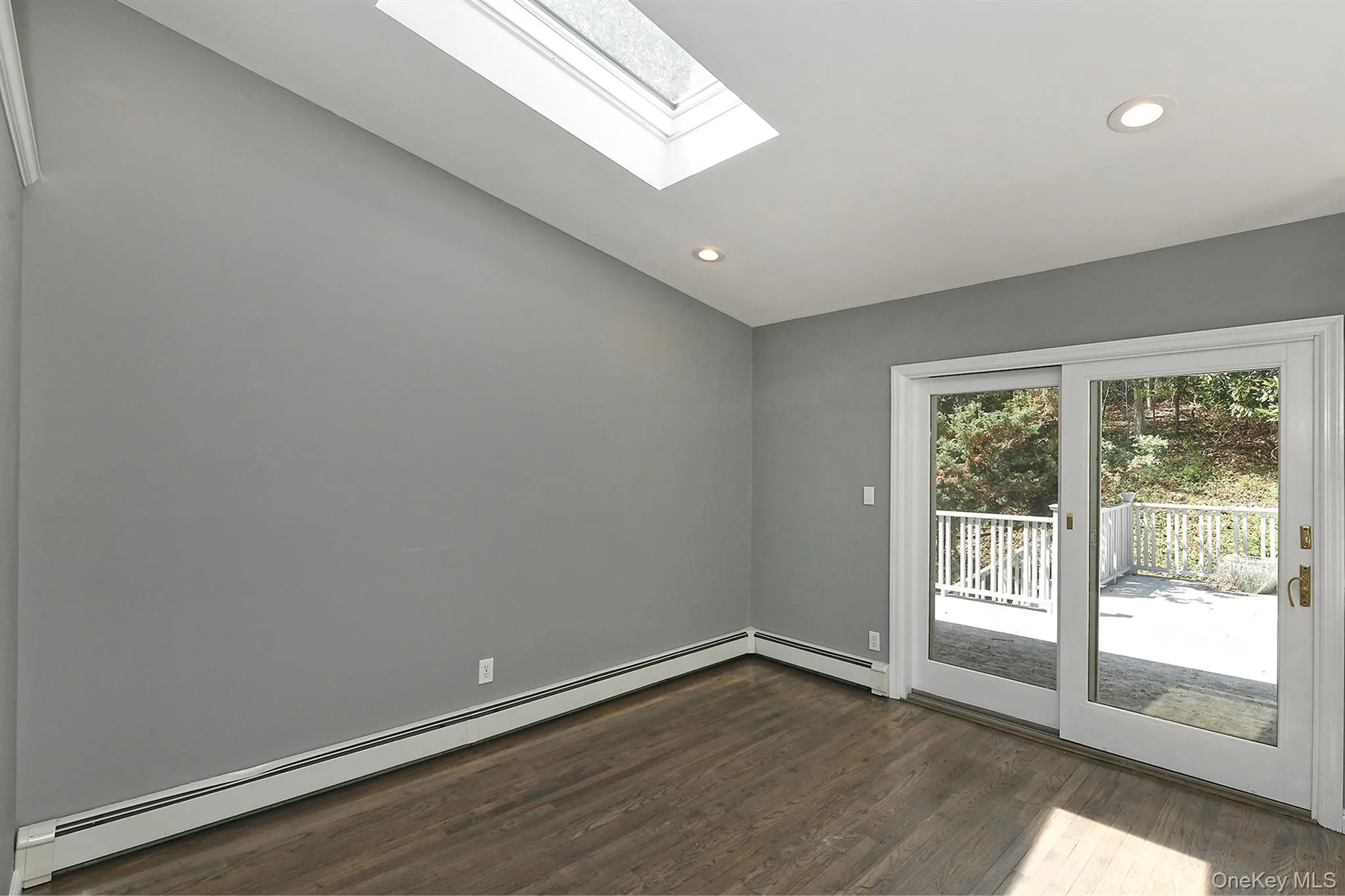 15 Mariners Court, Huntington, NY, 4 Bedrooms Bedrooms, 9 Rooms Rooms,3 BathroomsBathrooms,Residential,For Rent,Mariners,0,988939 15 Mariners Court, Huntington, NY, 4 Bedrooms Bedrooms, 9 Rooms Rooms,3 BathroomsBathrooms,Residential,For Rent,Mariners,0,988939