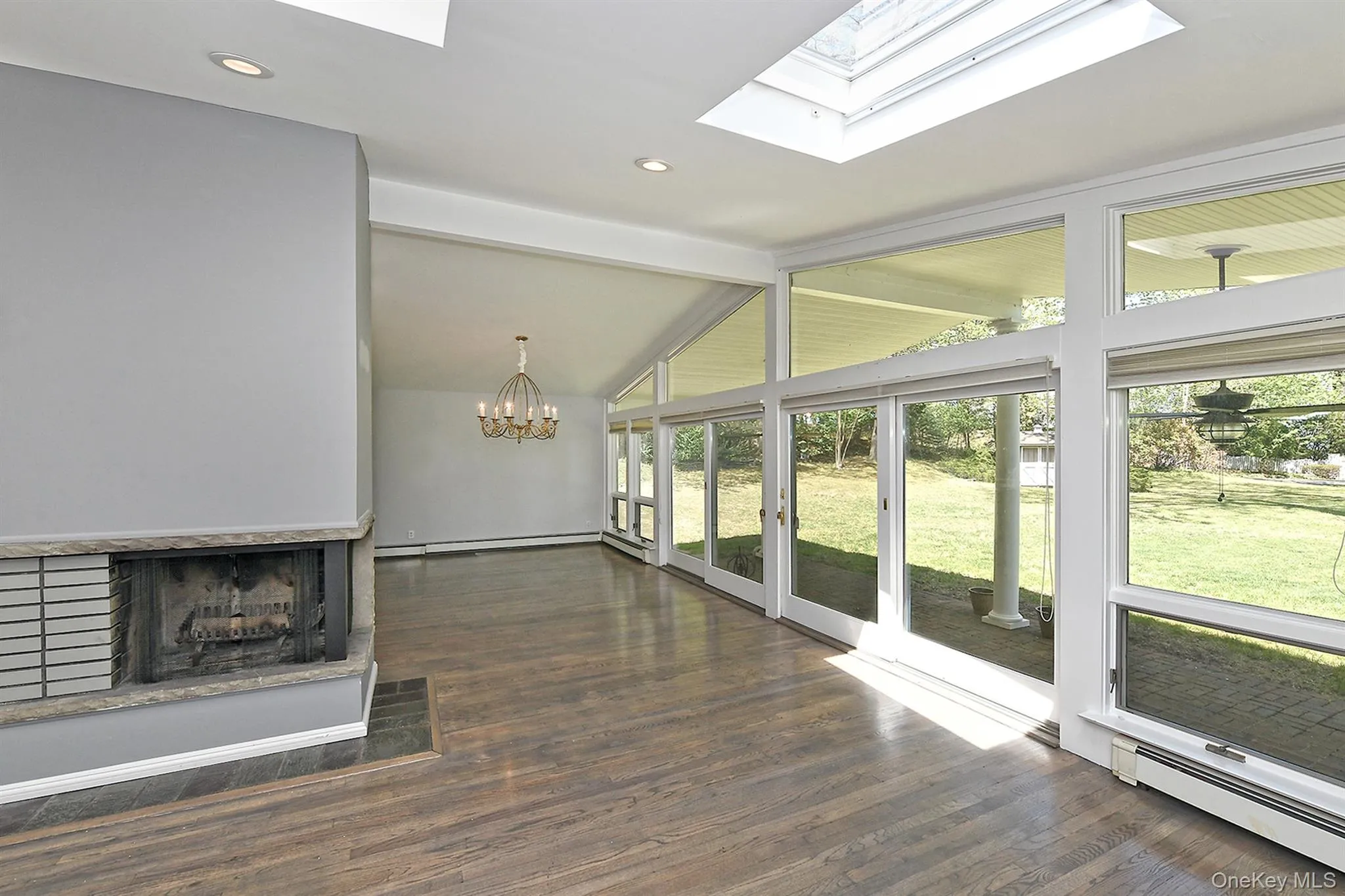 15 Mariners Court, Huntington, NY, 4 Bedrooms Bedrooms, 9 Rooms Rooms,3 BathroomsBathrooms,Residential,For Rent,Mariners,0,988939 15 Mariners Court, Huntington, NY, 4 Bedrooms Bedrooms, 9 Rooms Rooms,3 BathroomsBathrooms,Residential,For Rent,Mariners,0,988939