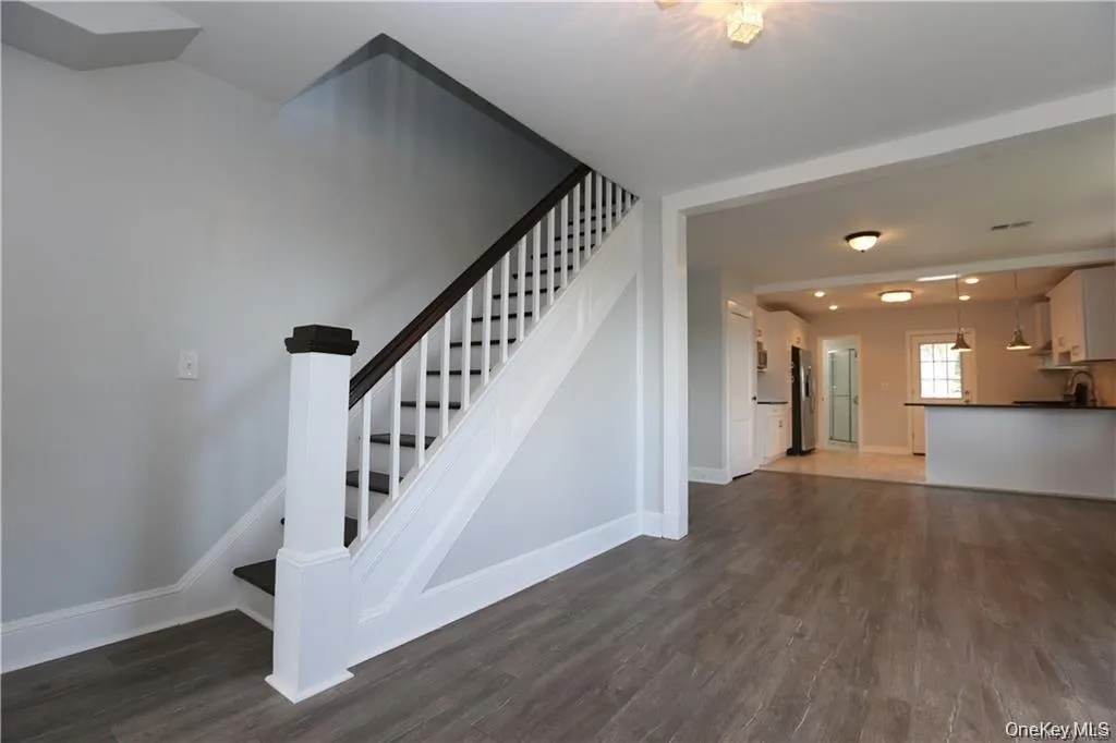 6 Catherine Street, Clarkstown, NY, 3 Bedrooms Bedrooms, 5 Rooms Rooms,2 BathroomsBathrooms,Residential Lease,For Rent,Catherine,0,988942 6 Catherine Street, Clarkstown, NY, 3 Bedrooms Bedrooms, 5 Rooms Rooms,2 BathroomsBathrooms,Residential Lease,For Rent,Catherine,0,988942
