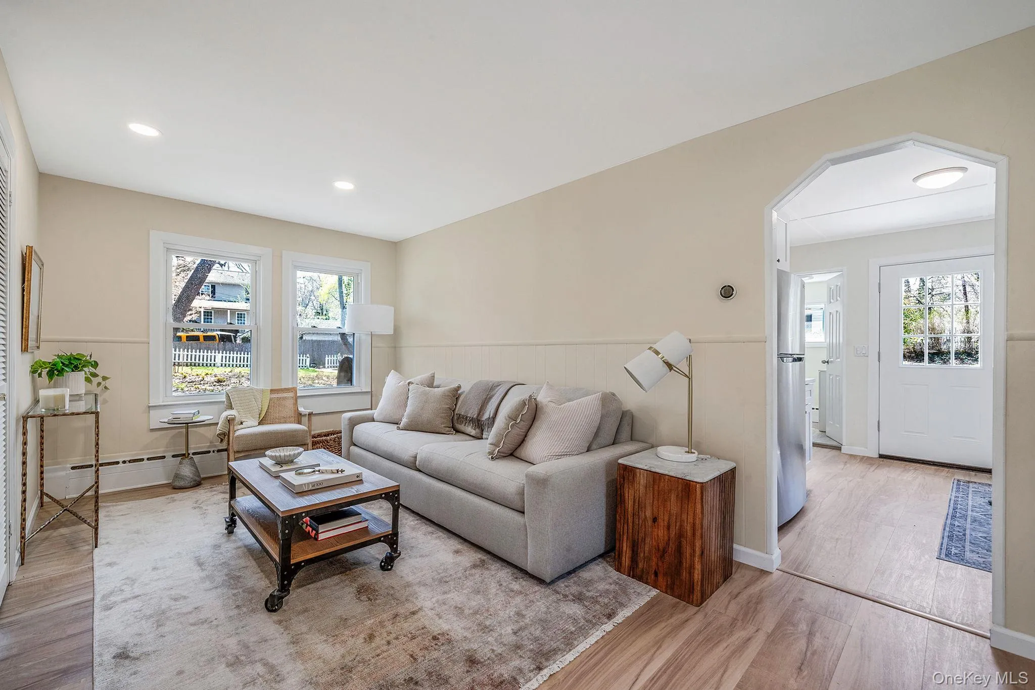 18 Cove Drive, Brookhaven, NY, 2 Bedrooms Bedrooms, 5 Rooms Rooms,1 BathroomBathrooms,Residential,For Rent,Cove,0,988947 18 Cove Drive, Brookhaven, NY, 2 Bedrooms Bedrooms, 5 Rooms Rooms,1 BathroomBathrooms,Residential,For Rent,Cove,0,988947