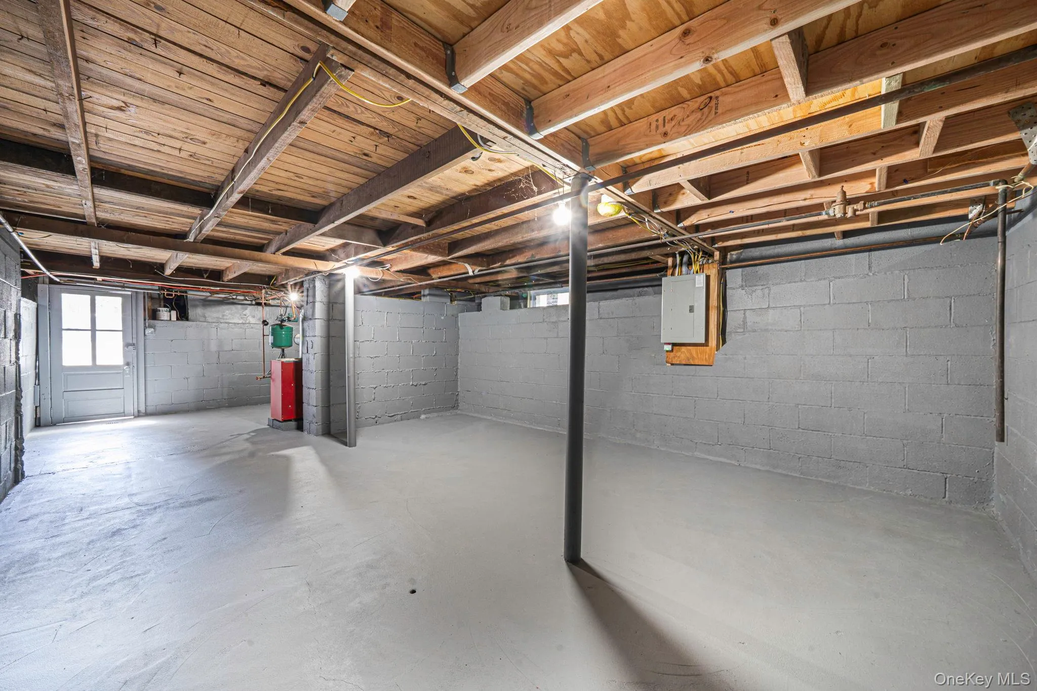 18 Cove Drive, Brookhaven, NY, 2 Bedrooms Bedrooms, 5 Rooms Rooms,1 BathroomBathrooms,Residential,For Rent,Cove,0,988947 18 Cove Drive, Brookhaven, NY, 2 Bedrooms Bedrooms, 5 Rooms Rooms,1 BathroomBathrooms,Residential,For Rent,Cove,0,988947