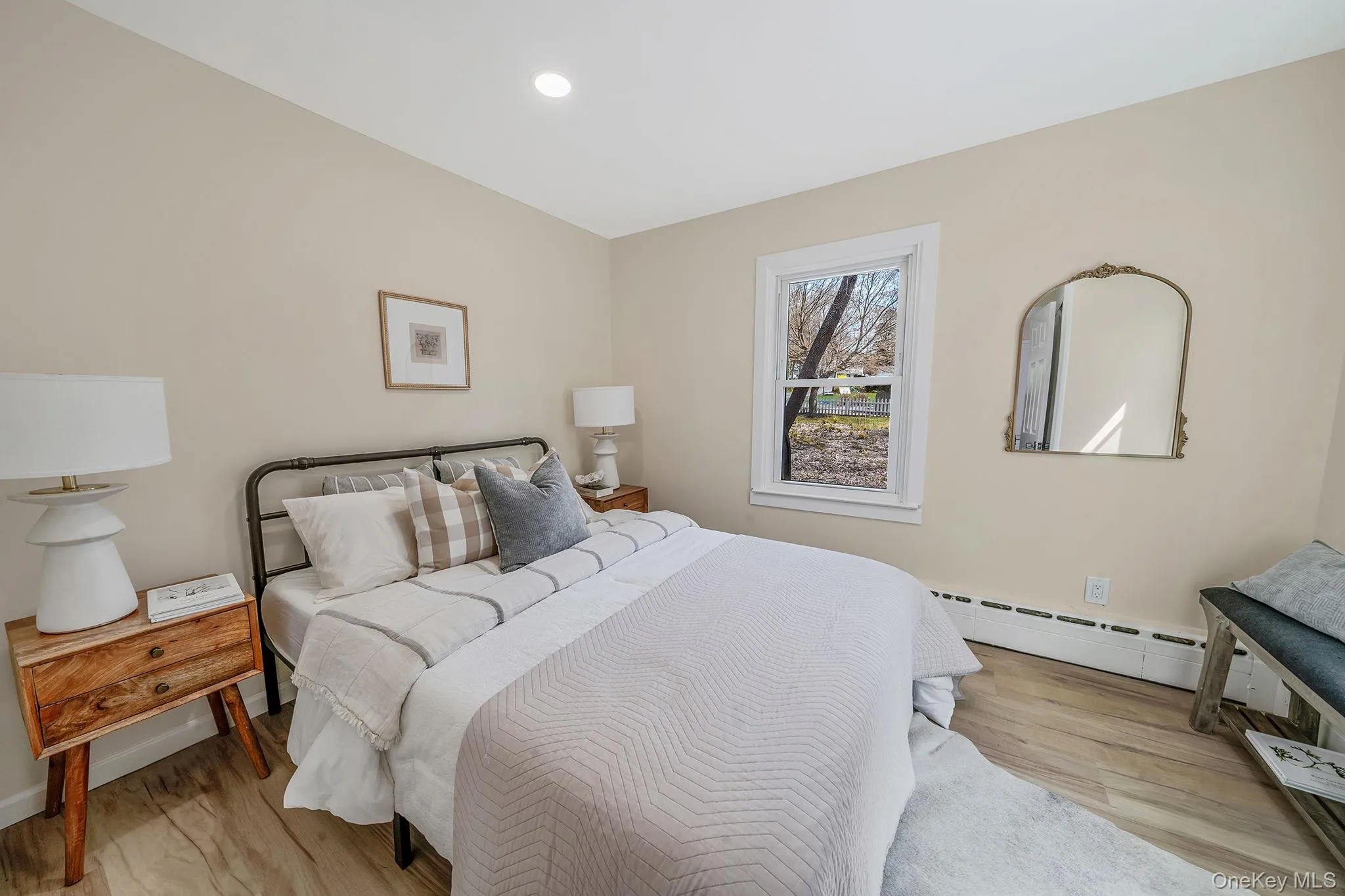 18 Cove Drive, Brookhaven, NY, 2 Bedrooms Bedrooms, 5 Rooms Rooms,1 BathroomBathrooms,Residential,For Rent,Cove,0,988947 18 Cove Drive, Brookhaven, NY, 2 Bedrooms Bedrooms, 5 Rooms Rooms,1 BathroomBathrooms,Residential,For Rent,Cove,0,988947