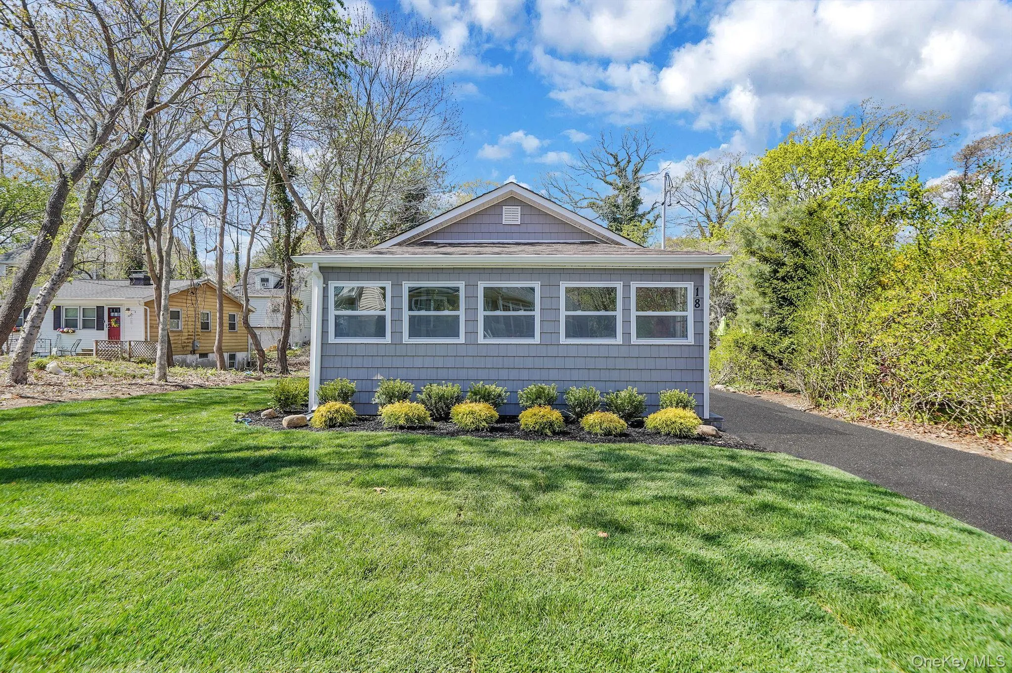 18 Cove Drive, Brookhaven, NY, 2 Bedrooms Bedrooms, 5 Rooms Rooms,1 BathroomBathrooms,Residential,For Rent,Cove,0,988947 18 Cove Drive, Brookhaven, NY, 2 Bedrooms Bedrooms, 5 Rooms Rooms,1 BathroomBathrooms,Residential,For Rent,Cove,0,988947