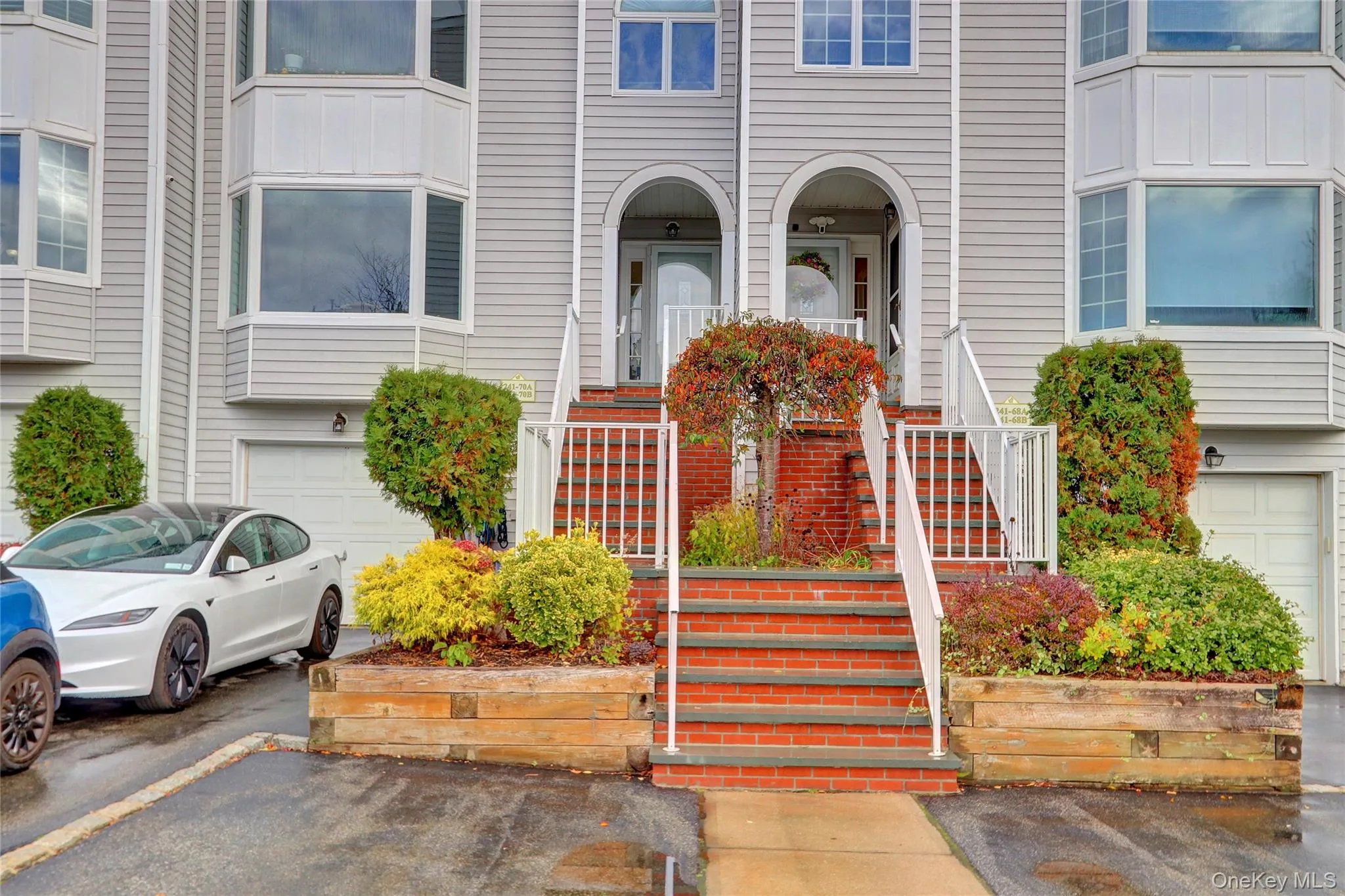 241-70 Oak Park Drive, New York, NY, 2 Bedrooms Bedrooms, 8 Rooms Rooms,2 BathroomsBathrooms,Residential,For Rent,Oak Park,0,988949 241-70 Oak Park Drive, New York, NY, 2 Bedrooms Bedrooms, 8 Rooms Rooms,2 BathroomsBathrooms,Residential,For Rent,Oak Park,0,988949