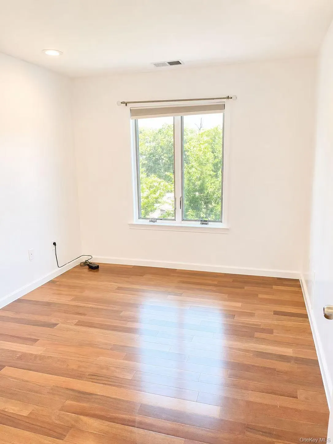 241-70 Oak Park Drive, New York, NY, 2 Bedrooms Bedrooms, 8 Rooms Rooms,2 BathroomsBathrooms,Residential,For Rent,Oak Park,0,988949 241-70 Oak Park Drive, New York, NY, 2 Bedrooms Bedrooms, 8 Rooms Rooms,2 BathroomsBathrooms,Residential,For Rent,Oak Park,0,988949