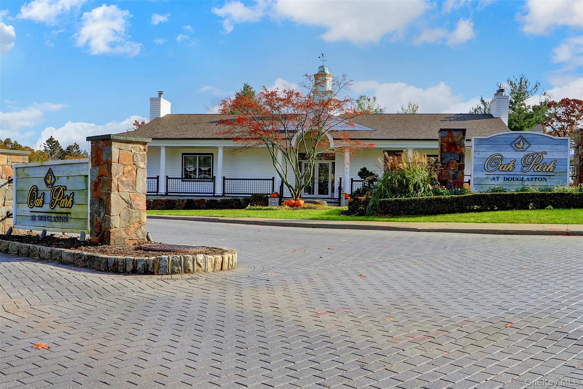 241-70 Oak Park Drive, New York, NY, 2 Bedrooms Bedrooms, 8 Rooms Rooms,2 BathroomsBathrooms,Residential,For Rent,Oak Park,0,988949 241-70 Oak Park Drive, New York, NY, 2 Bedrooms Bedrooms, 8 Rooms Rooms,2 BathroomsBathrooms,Residential,For Rent,Oak Park,0,988949