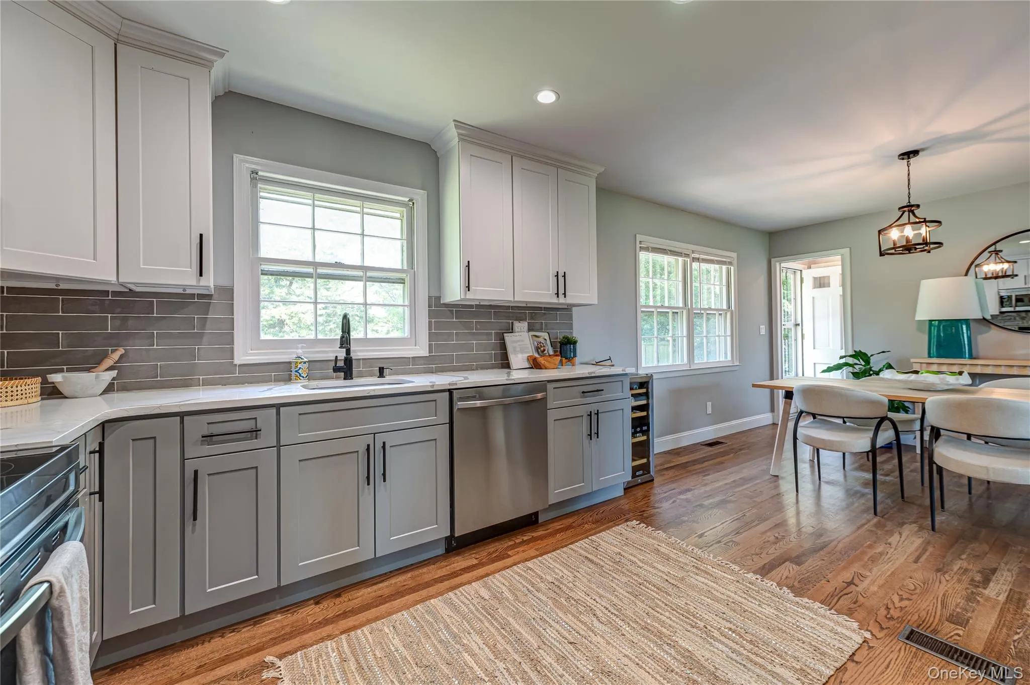 27 Sunset Avenue, Southampton, NY, 2 Bedrooms Bedrooms, 5 Rooms Rooms,1 BathroomBathrooms,Residential,For Rent,Sunset,0,988955 27 Sunset Avenue, Southampton, NY, 2 Bedrooms Bedrooms, 5 Rooms Rooms,1 BathroomBathrooms,Residential,For Rent,Sunset,0,988955