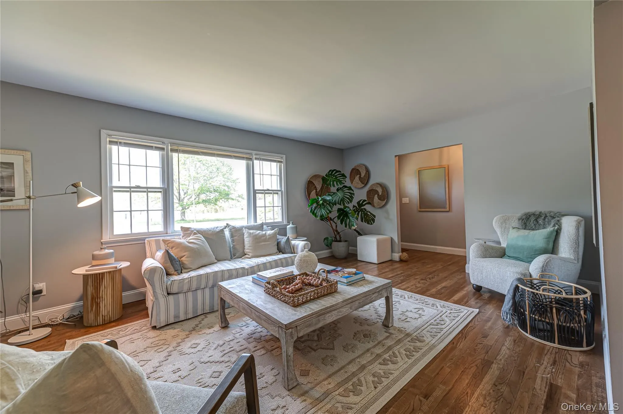 27 Sunset Avenue, Southampton, NY, 2 Bedrooms Bedrooms, 5 Rooms Rooms,1 BathroomBathrooms,Residential,For Rent,Sunset,0,988955 27 Sunset Avenue, Southampton, NY, 2 Bedrooms Bedrooms, 5 Rooms Rooms,1 BathroomBathrooms,Residential,For Rent,Sunset,0,988955