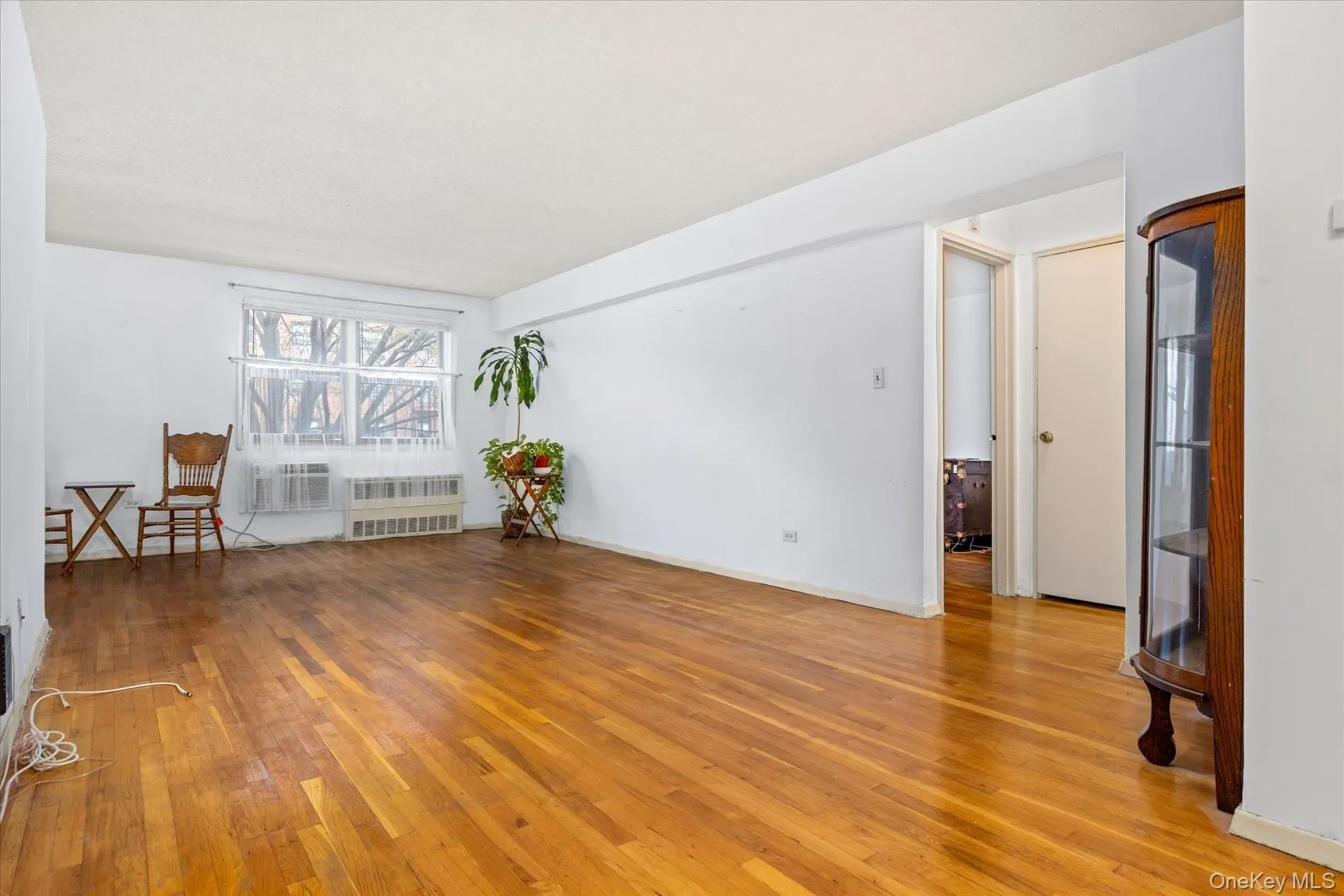 84-29 155th Avenue, New York, NY, 1 Bedroom Bedrooms, 4 Rooms Rooms,1 BathroomBathrooms,Residential,For Rent,155th,0,988960 84-29 155th Avenue, New York, NY, 1 Bedroom Bedrooms, 4 Rooms Rooms,1 BathroomBathrooms,Residential,For Rent,155th,0,988960