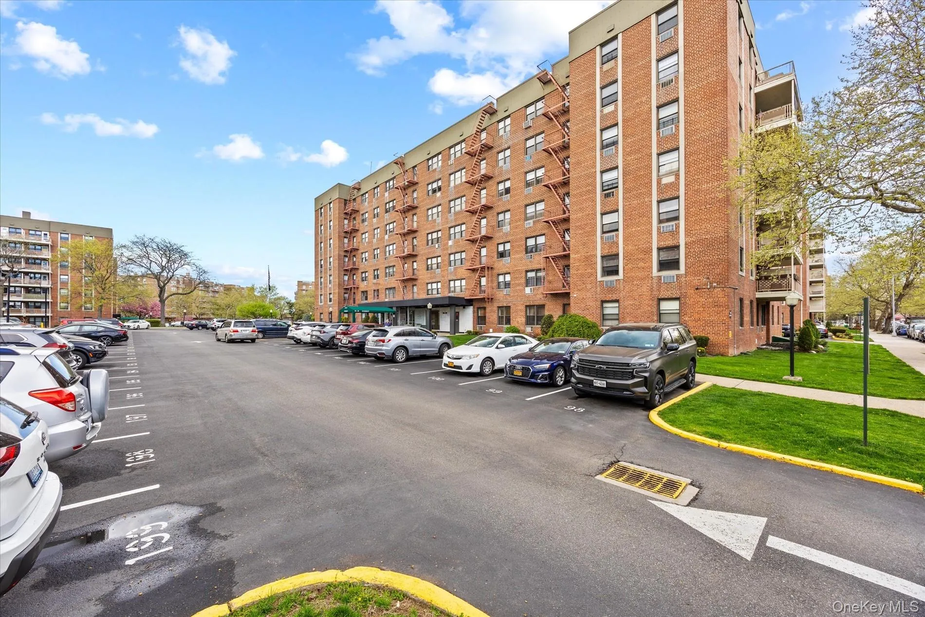 84-29 155th Avenue, New York, NY, 1 Bedroom Bedrooms, 4 Rooms Rooms,1 BathroomBathrooms,Residential,For Rent,155th,0,988960 84-29 155th Avenue, New York, NY, 1 Bedroom Bedrooms, 4 Rooms Rooms,1 BathroomBathrooms,Residential,For Rent,155th,0,988960