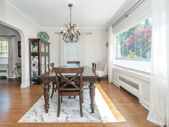 61 Cleveland Avenue, Oyster Bay, NY, 3 Bedrooms Bedrooms, 7 Rooms Rooms,2 BathroomsBathrooms,Residential,For Rent,Cleveland,0,988963 61 Cleveland Avenue, Oyster Bay, NY, 3 Bedrooms Bedrooms, 7 Rooms Rooms,2 BathroomsBathrooms,Residential,For Rent,Cleveland,0,988963