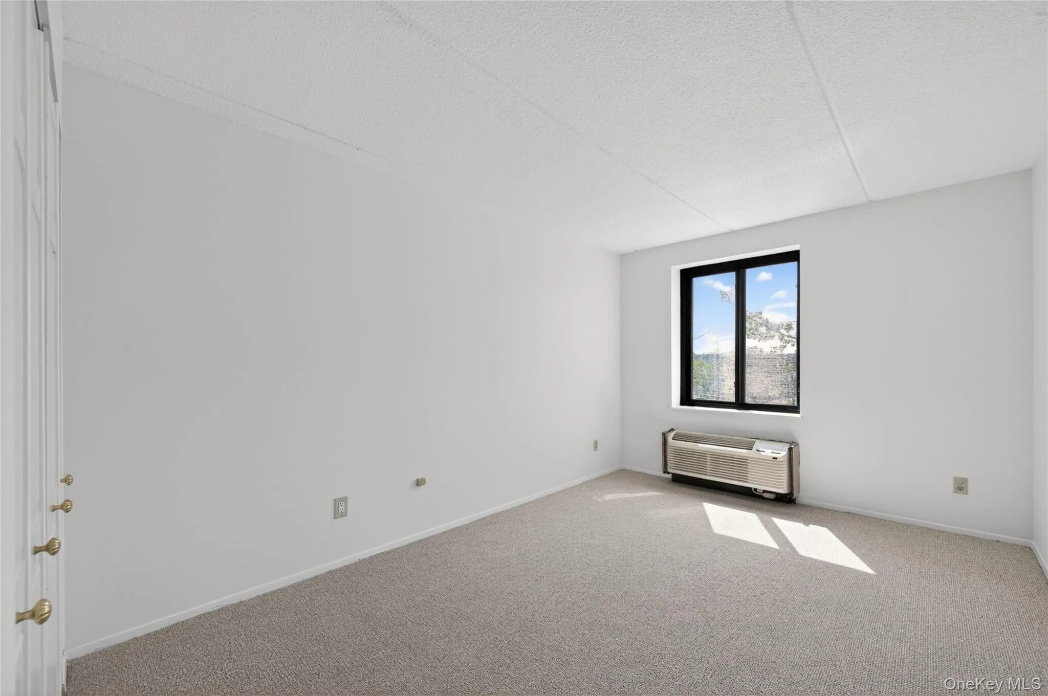 175 Maple Avenue, North Hempstead, NY, 2 Bedrooms Bedrooms, 4 Rooms Rooms,2 BathroomsBathrooms,Residential,For Rent,Maple,0,988965 175 Maple Avenue, North Hempstead, NY, 2 Bedrooms Bedrooms, 4 Rooms Rooms,2 BathroomsBathrooms,Residential,For Rent,Maple,0,988965